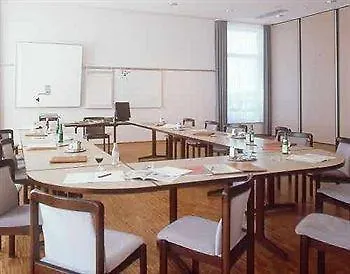 Hotel Kronsberger Hof 3*